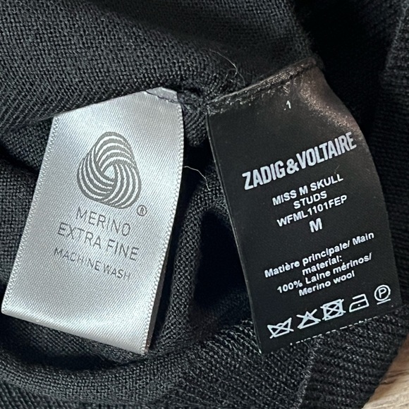 ZADIG & VOLTAIRE Miss M Skull Studs Merino Extra Fine Embellished Sweater Sz Med - Picture 7 of 7
